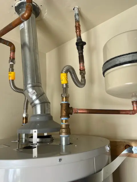 Water heater installation and plumbing repair in Stone Harbor Manor